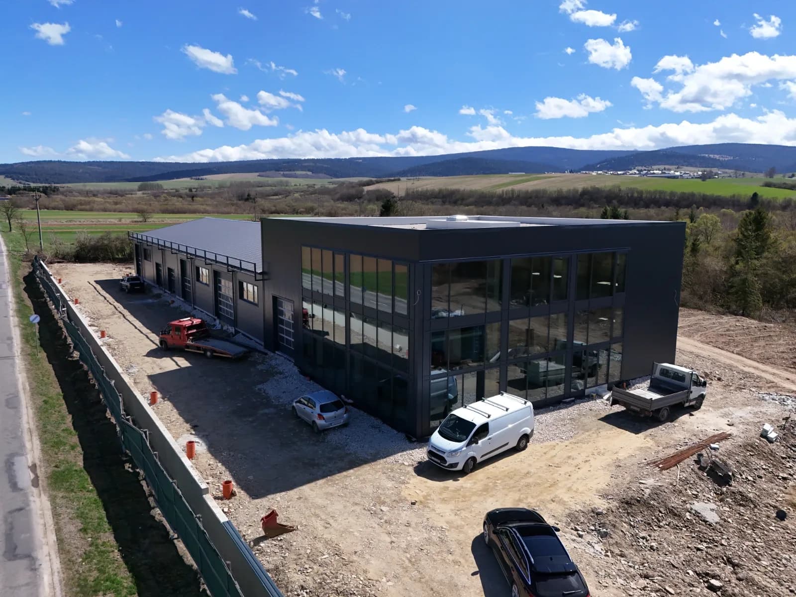 Výrobné priemyselné haly